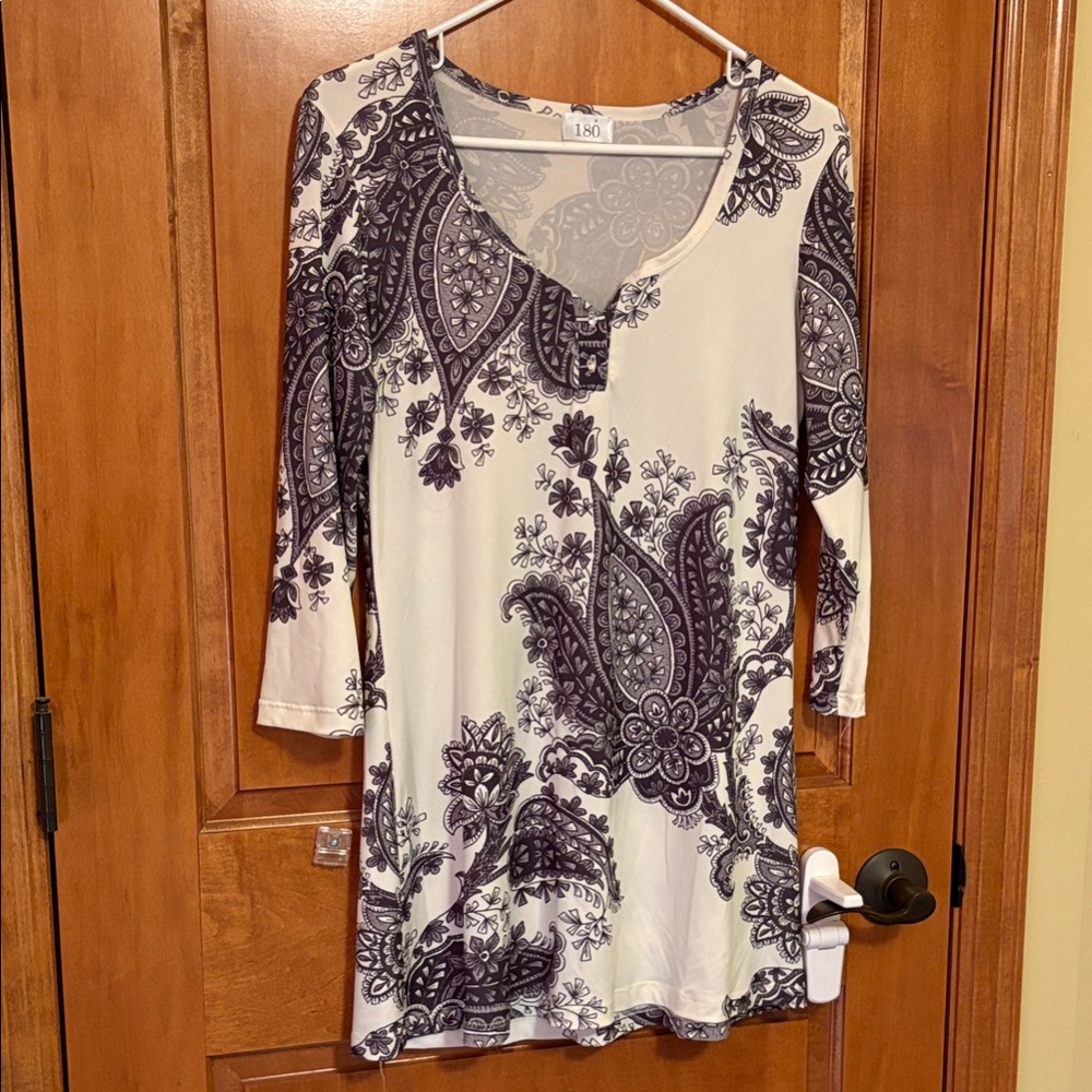 L&B Black and White Paisley Tunic